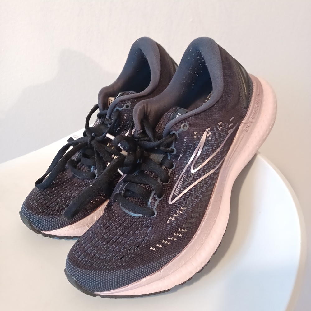 Brooks Glycerin 19 Athletic Shoes For Women Size 7 Meduim B